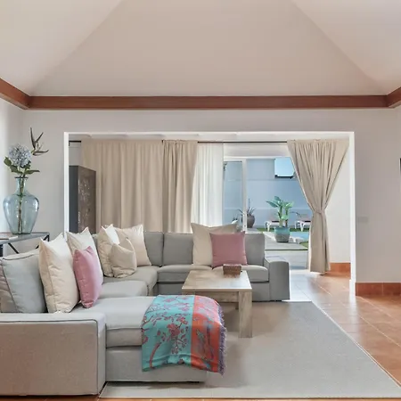 The * Playa Blanca (Lanzarote)